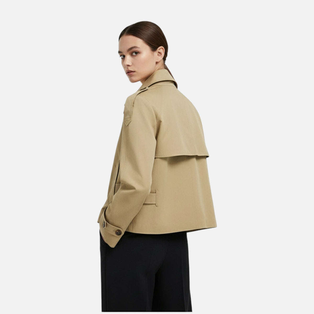 Gabardina corta para mujer con cinturón