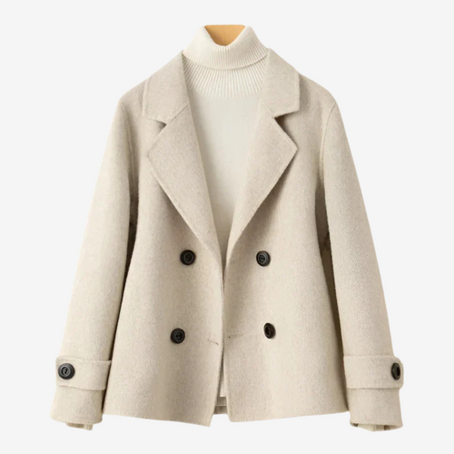 Blazer corto de doble botonadura para mujer en beige, vista frontal con solapas