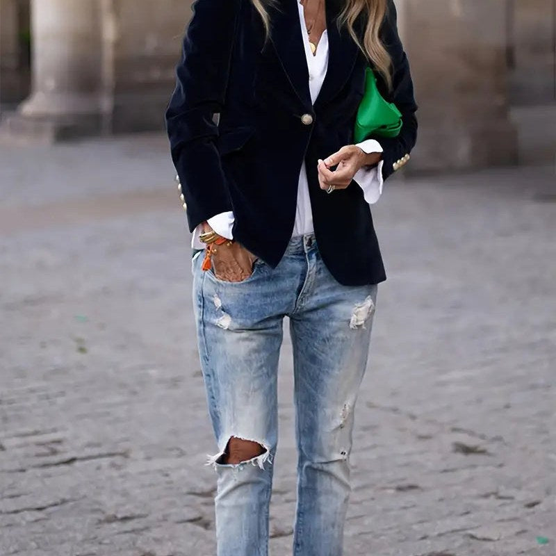 Blazer de efecto terciopelo para mujer en negro – look completo con vaqueros