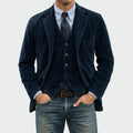 Conjunto de blazer y chaleco para hombre en azul marino – vista frontal