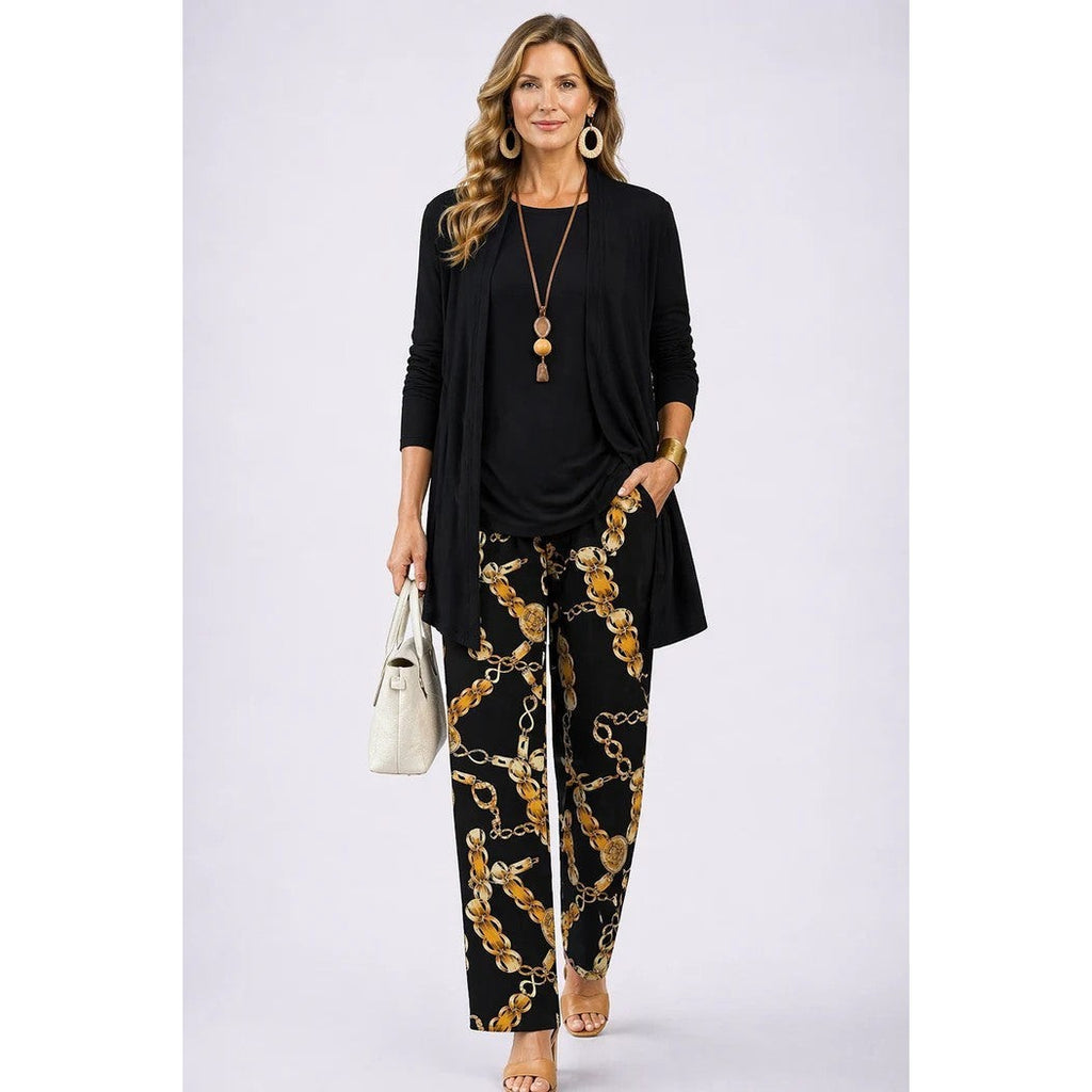 Conjunto de tres piezas para mujer con cárdigan estampado, top liso y pantalón en negro