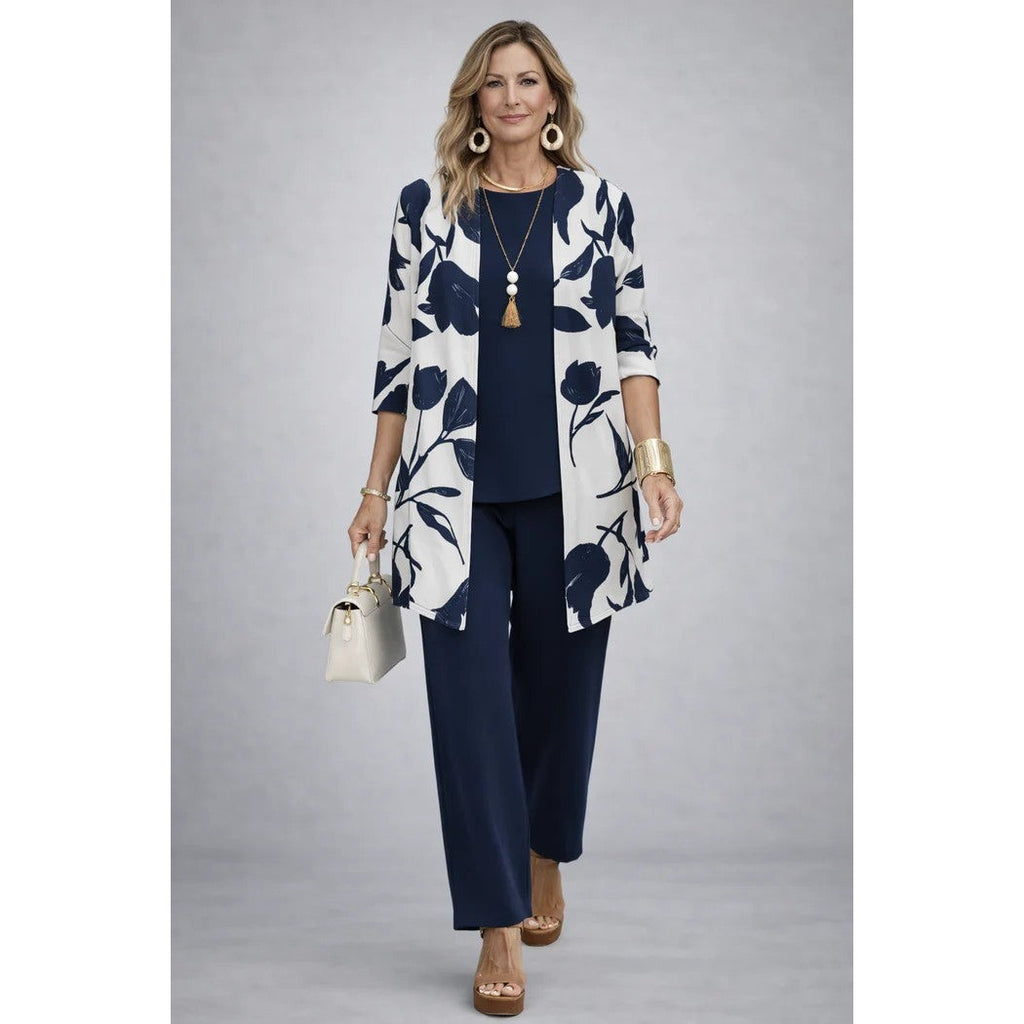 Conjunto de tres piezas para mujer con cárdigan estampado, top liso y pantalón en azul y blanco