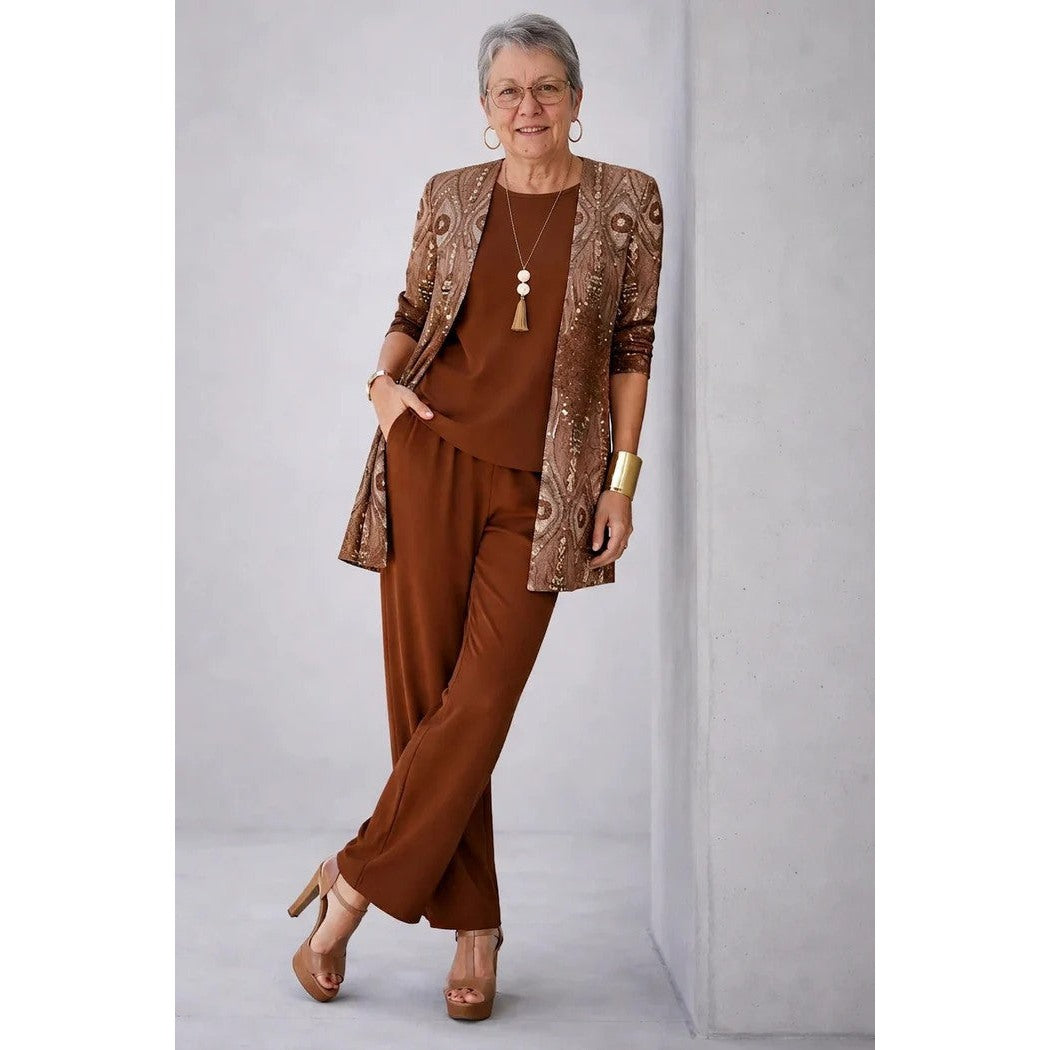 Conjunto de tres piezas para mujer con cárdigan estampado, top liso y pantalón en marrón