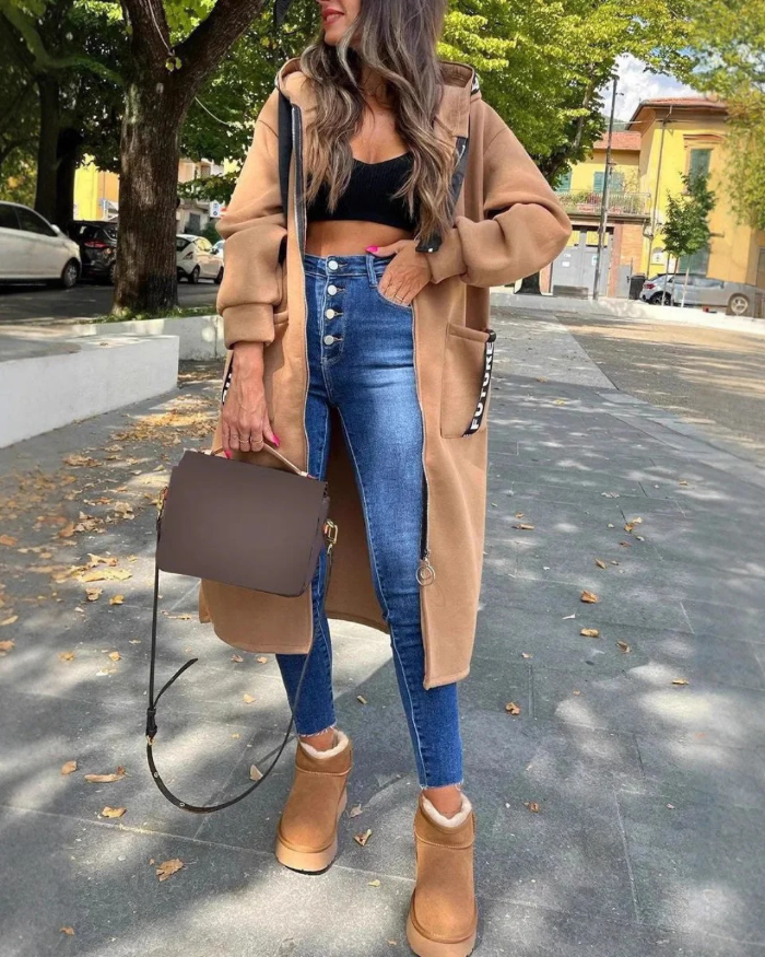 Chaqueta larga para mujer con capucha en camel