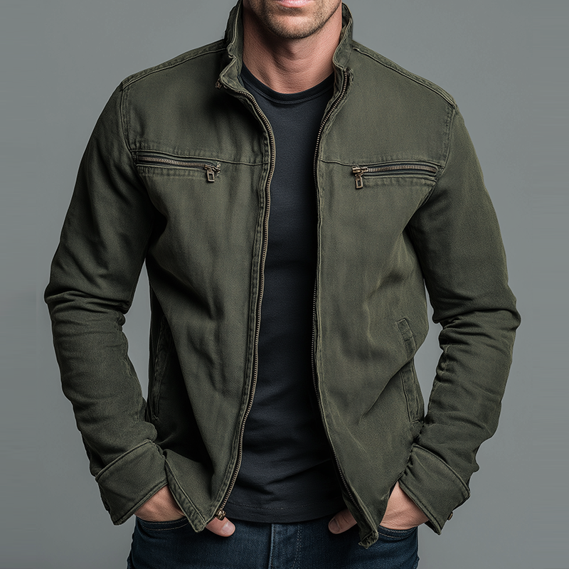 Chaqueta para hombre con cuello alto y cremallera en verde oliva