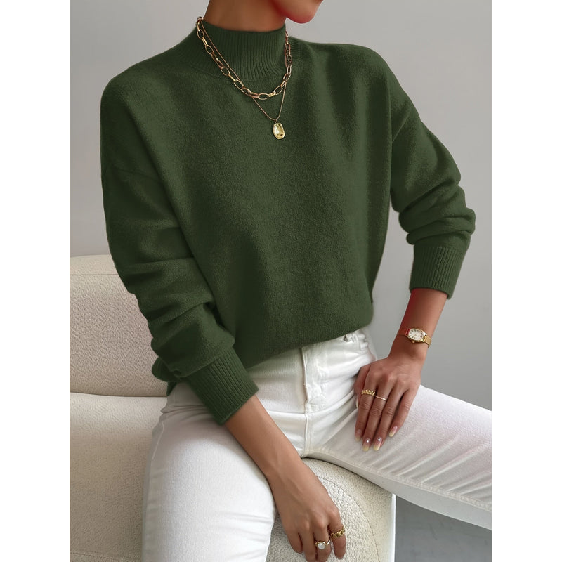 Jersey de punto liso con cuello alto para mujer en verde oscuro – vista frontal