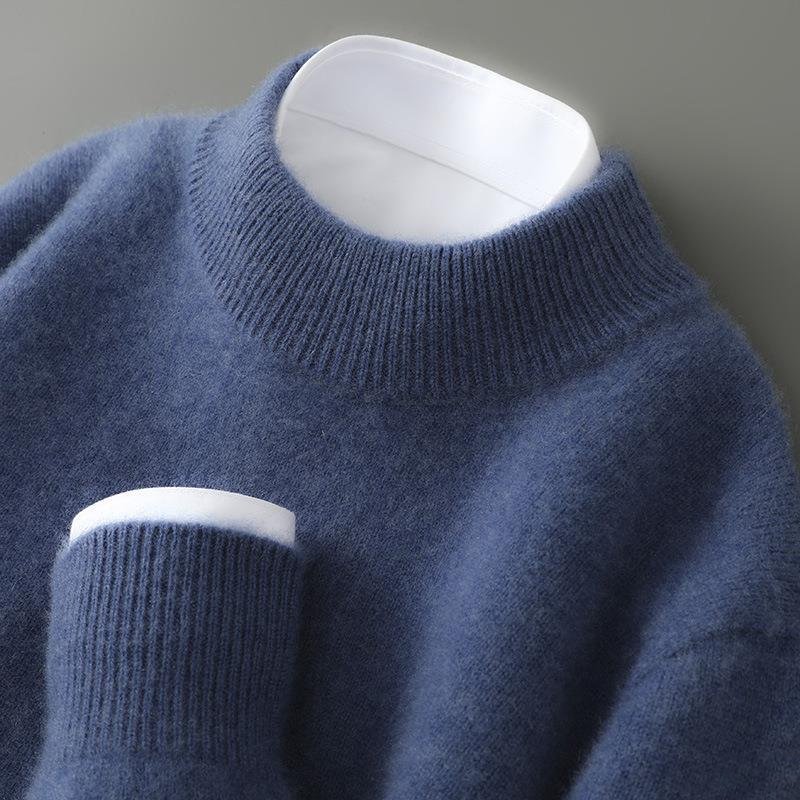 Jersey de punto suave con cuello redondo para hombre en azul marino – vista frontal