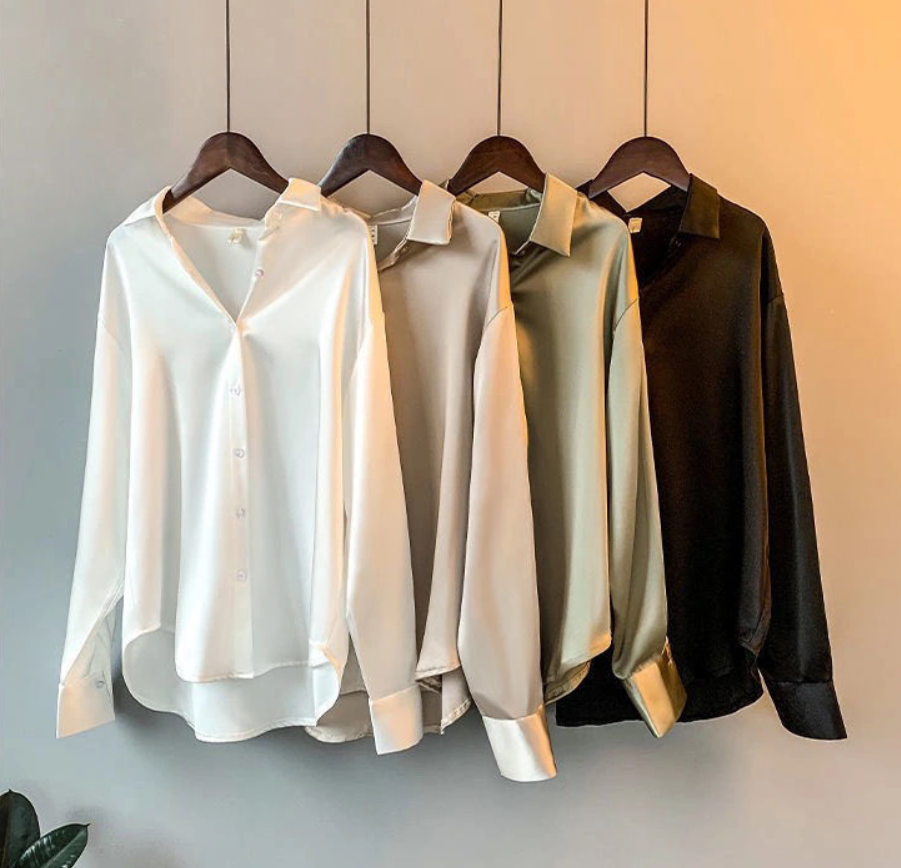 Blusa satinada para mujer