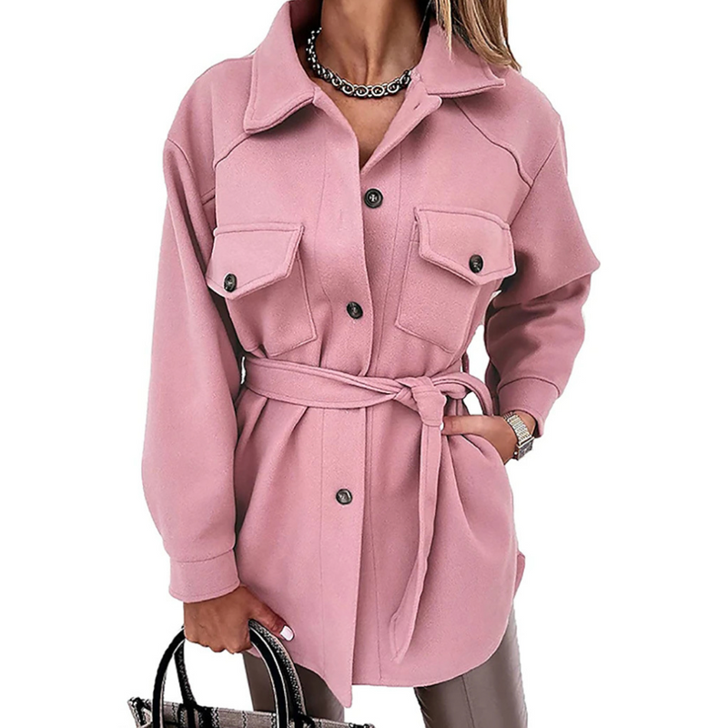 Sobrecamisa con bolsillos para mujer en rosa – vista frontal