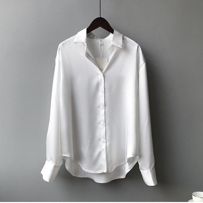 Blusa satinada para mujer de manga larga en blanco